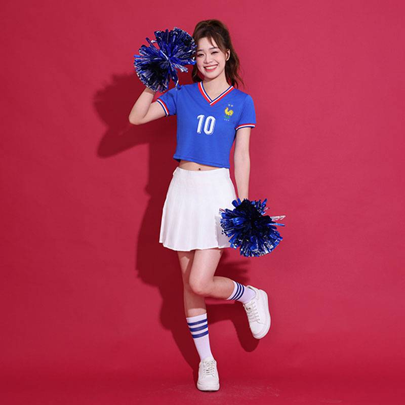 3304 French (short) blue shirt + white skirt + blue-side socks + a la-la-la-la